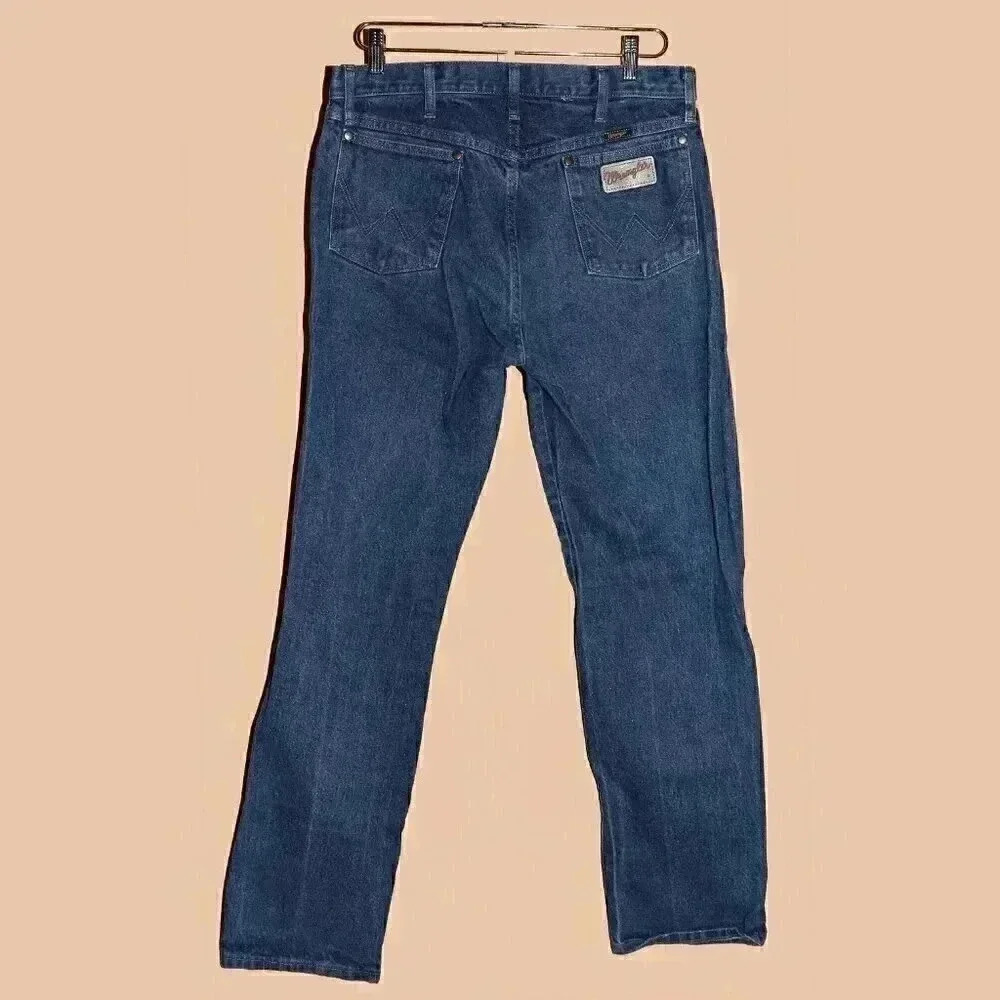Wrangler‎ Dark Wash Classic Jean Size 34x34 Straight Leg Denim Jeans Work Pants